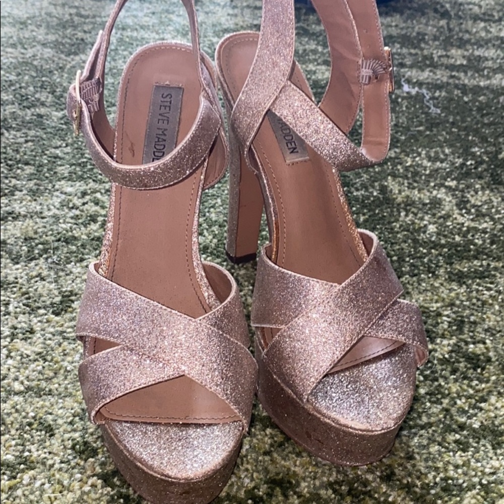 Steve Madden gold heels
